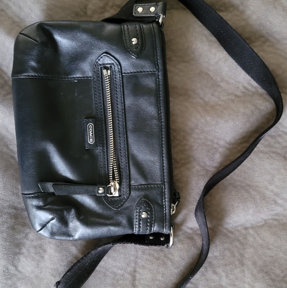 Coach purse - Picture 1 of 5